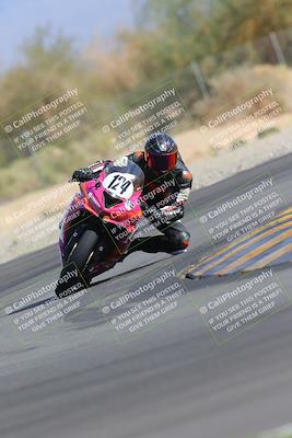 media/Nov-05-2022-SoCal Trackdays (Sat) [[f8d9b725ab]]/Turn 2 (1120am)/